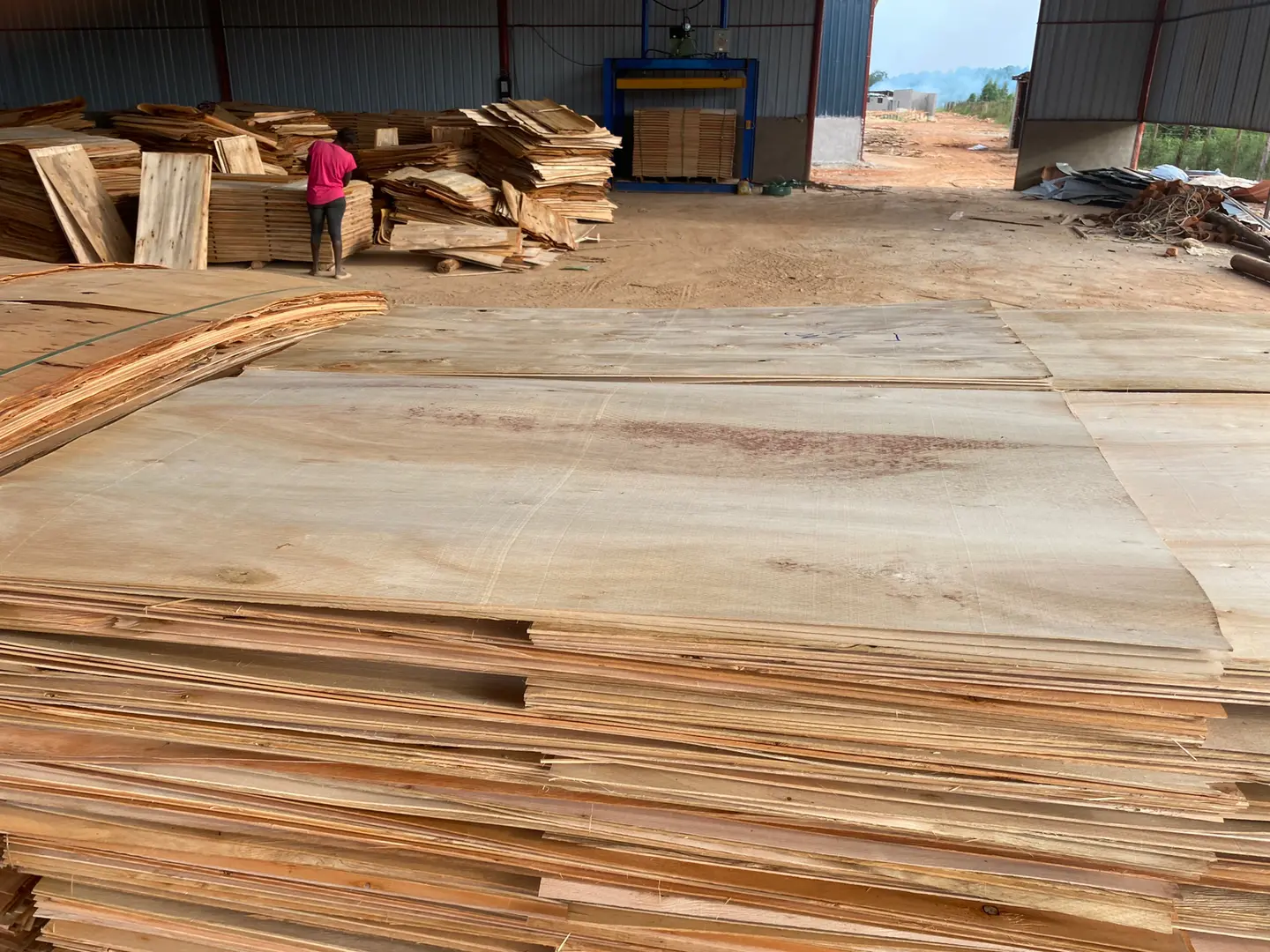 Ordering of African Eucalyptus Veneer Plywood